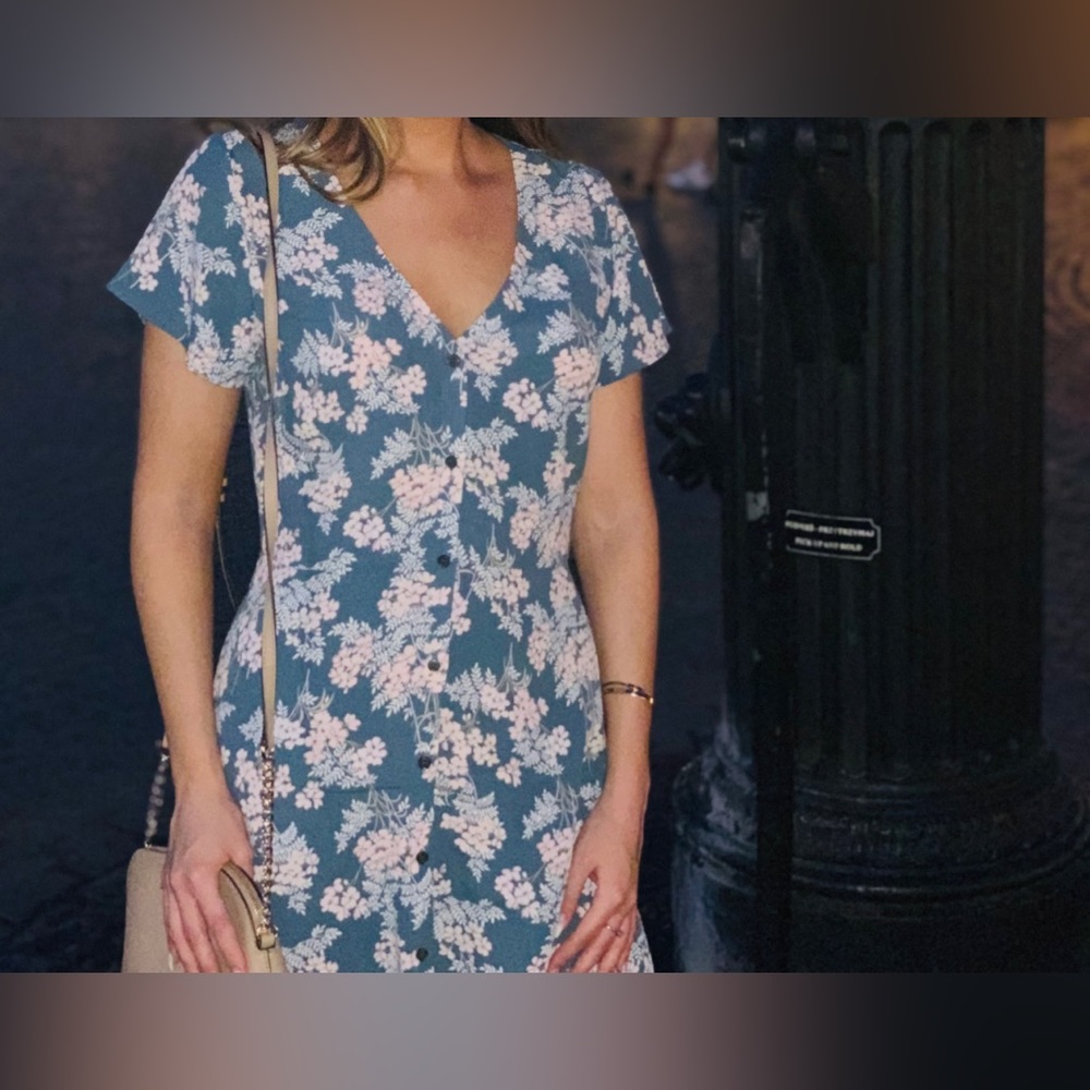 Ann Taylor LOFT Floral Dress